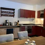 Almlodge شقة *